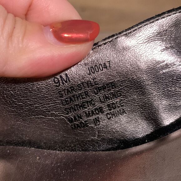 TriBeCa a Kenneth Cole production Heels - Picture 8 of 8